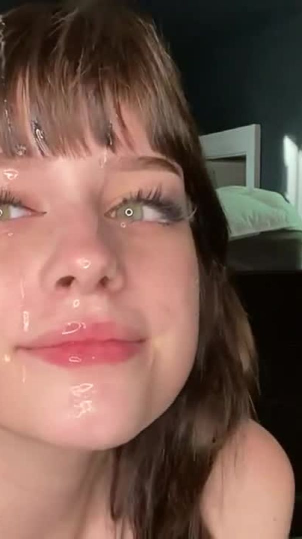 Getting a big load dumped on my face Pikped